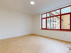 Prodej bytu 2+kk, Třebíč - Vnitřní Město, Karlovo nám., 80 m2