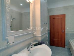 Pronájem bytu 3+1, Karlovy Vary, Mariánskolázeňská, 79 m2