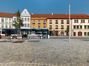 Prodej atypického bytu, Třebíč - Vnitřní Město, Karlovo nám., 189 m2