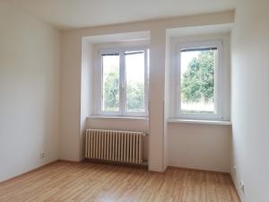 Pronájem bytu 2+kk, Praha - Strašnice, Černokostelecká, 56 m2