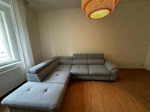 Pronájem bytu 3+1, Praha - Dejvice, Na hutích, 102 m2