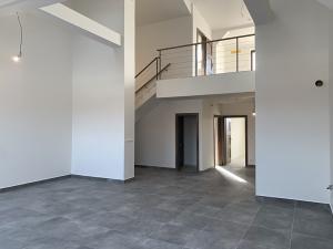 Prodej atypického bytu, Praha - Nové Město, Legerova, 142 m2