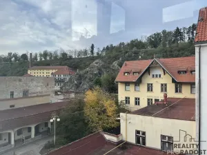 Prodej bytu 2+kk, Třebíč - Vnitřní Město, Karlovo nám., 80 m2