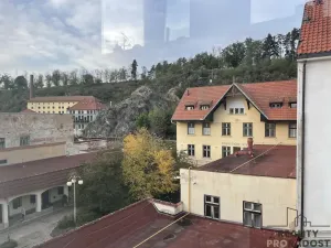 Prodej bytu 2+kk, Třebíč - Vnitřní Město, Karlovo nám., 80 m2