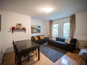 Pronájem bytu 4+kk, Roztoky, Tiché údolí, 98 m2