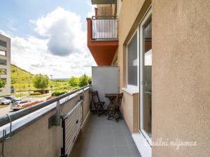 Pronájem bytu 2+kk, Praha - Horní Měcholupy, Modenská, 56 m2