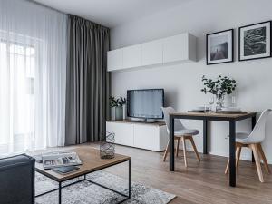 Pronájem bytu 2+kk, Praha - Karlín, Thámova, 48 m2