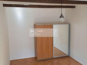 Prodej bytu 2+kk, Praha - Žižkov, Žerotínova, 43 m2