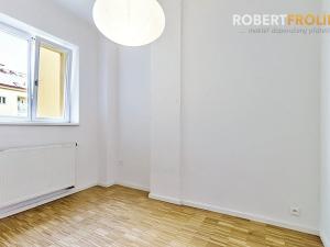 Pronájem bytu 2+kk, Praha - Bubeneč, náměstí Interbrigády, 42 m2