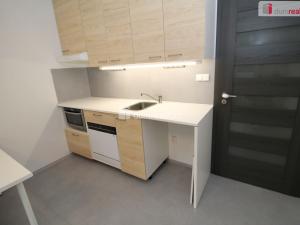 Pronájem bytu 1+kk, Mariánské Lázně - Úšovice, Kubelíkova, 20 m2