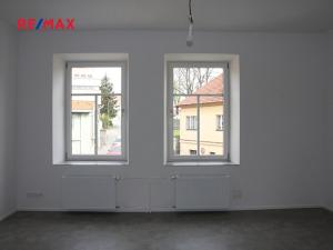 Pronájem bytu 2+kk, Střelské Hoštice, 58 m2