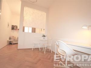 Pronájem bytu 2+kk, Praha - Vinohrady, Londýnská, 60 m2