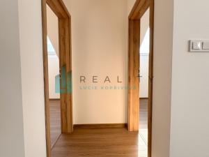 Prodej bytu 3+kk, Strážnice, Grůska, 74 m2