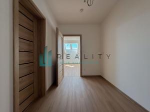 Prodej bytu 3+kk, Strážnice, Grůska, 74 m2