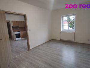 Pronájem bytu 3+kk, Žatec, Husova, 74 m2