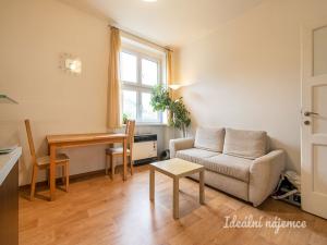 Pronájem bytu 2+kk, Praha - Braník, Branická, 48 m2