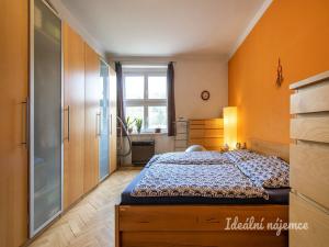 Pronájem bytu 2+kk, Praha - Braník, Branická, 48 m2