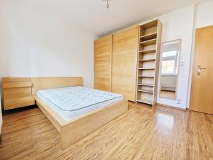 Pronájem bytu 4+1, Roztoky, Lidická, 98 m2