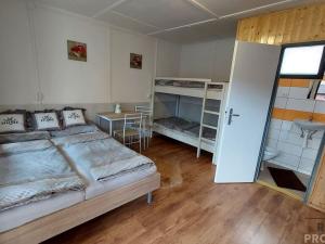 Prodej chaty, Doksy, Pod Borným, 27 m2