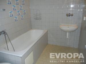 Pronájem atypického bytu, Havlíčkův Brod, Rozkošská, 55 m2