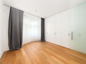 Pronájem bytu 3+kk, Praha - Vinohrady, Laubova, 135 m2