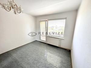 Prodej bytu 3+1, Ševětín, Krátká, 77 m2