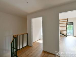 Prodej bytu 4+1, Praha - Pitkovice, Žampiónová, 184 m2