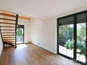 Prodej bytu 4+1, Praha - Pitkovice, Žampiónová, 184 m2