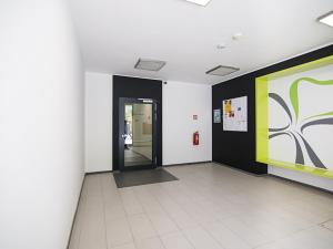 Prodej bytu 2+kk, Ostrava, Jantarová, 60 m2