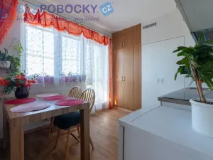 Prodej bytu 3+1, Velké Bílovice, Široká, 103 m2