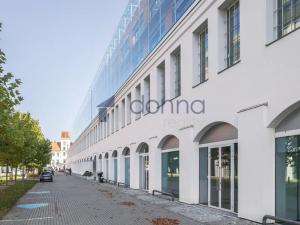 Pronájem kanceláře, Praha - Karlín, Křižíkova, 388 m2