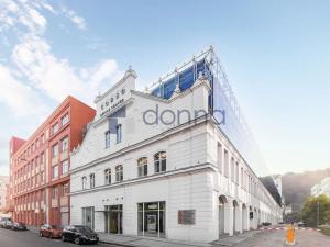 Pronájem kanceláře, Praha - Karlín, Křižíkova, 388 m2