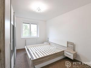 Pronájem bytu 2+kk, Praha - Smíchov, U smíchovského hřbitova, 70 m2