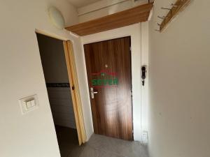 Prodej bytu 1+kk, Postoloprty, Třebízského náměstí, 20 m2