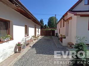 Prodej rodinného domu, Kozlovice, 176 m2