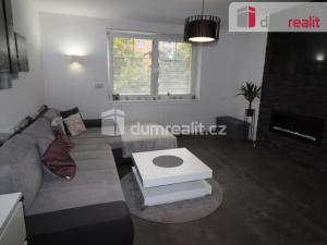 Pronájem bytu 2+1, Karlovy Vary - Stará Role, Závodu míru, 64 m2