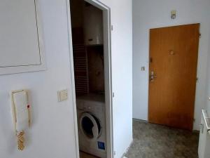 Prodej bytu 1+kk, Úpice, Nerudova, 27 m2