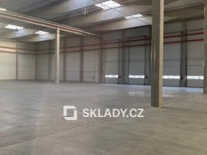 Pronájem skladu, Zápy, 2600 m2