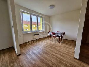 Pronájem bytu 2+kk, Moravský Krumlov, Husova, 52 m2