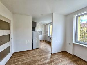 Pronájem bytu 2+kk, Moravský Krumlov, Husova, 56 m2