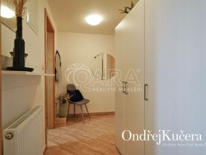 Prodej bytu 1+kk, Praha - Záběhlice, Jabloňová, 49 m2