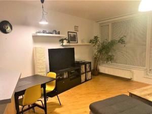 Pronájem bytu 2+kk, Praha - Stodůlky, Radouňova, 60 m2