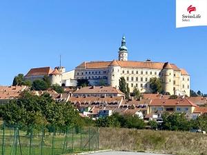 Prodej ubytování, Mikulov, Alfonse Muchy, 352 m2