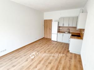 Pronájem bytu 2+kk, Znojmo, Malá Louka, 46 m2