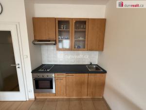 Pronájem bytu 1+kk, Praha - Vysočany, Pešlova, 32 m2