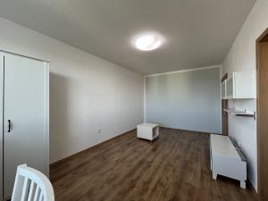 Pronájem bytu 1+kk, Brno - Kohoutovice, Voříškova, 31 m2