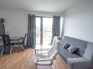 Pronájem bytu 1+kk, Praha - Horní Počernice, Ve žlíbku, 39 m2