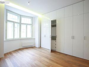 Pronájem bytu 3+kk, Praha - Vinohrady, Laubova, 117 m2