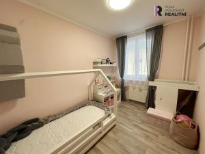 Prodej bytu 3+1, Karlovy Vary - Stará Role, Hlávkova, 71 m2