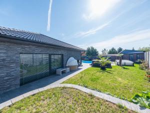 Prodej rodinného domu, Opolany, 241 m2